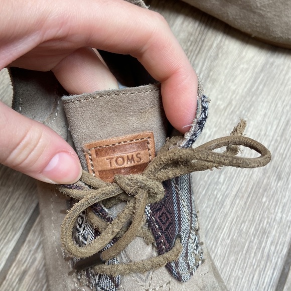 Toms Leather Espadrille Boots - Picture 6 of 10